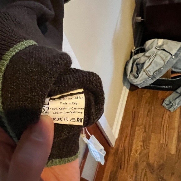 Luciano Barbera Cashmere V Neck Sweater - Picture 5 of 6